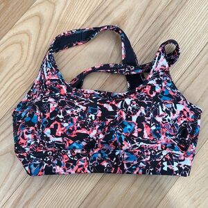 Under Armour compression multicolored Sports Bra. Size SM/P/CH